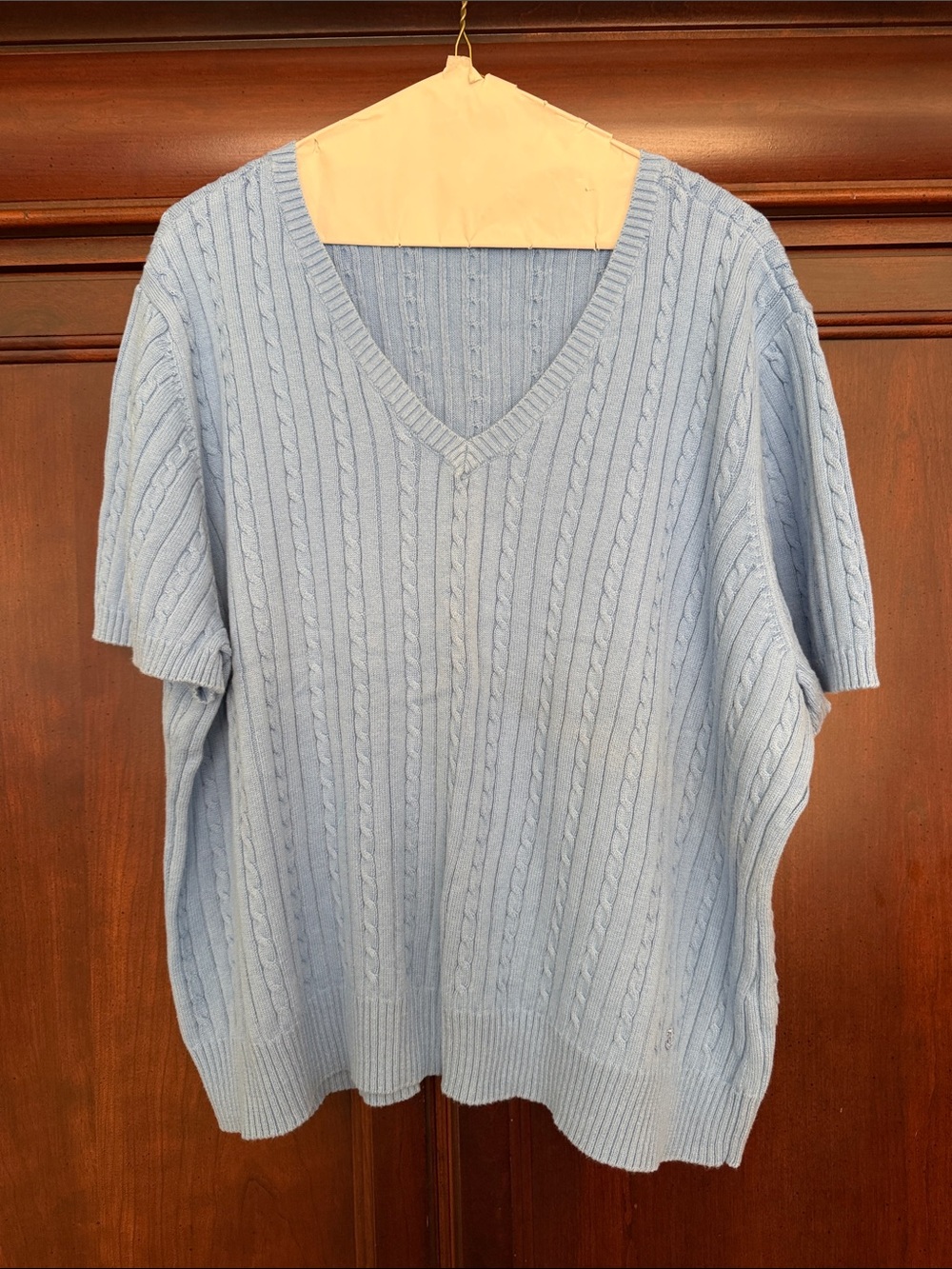 Izod Light Blue Cable Knit V-Neck Short Sleeve Sweater